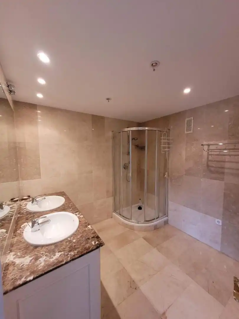 Apartament amb piscina en venda a Selwo, imagen 13