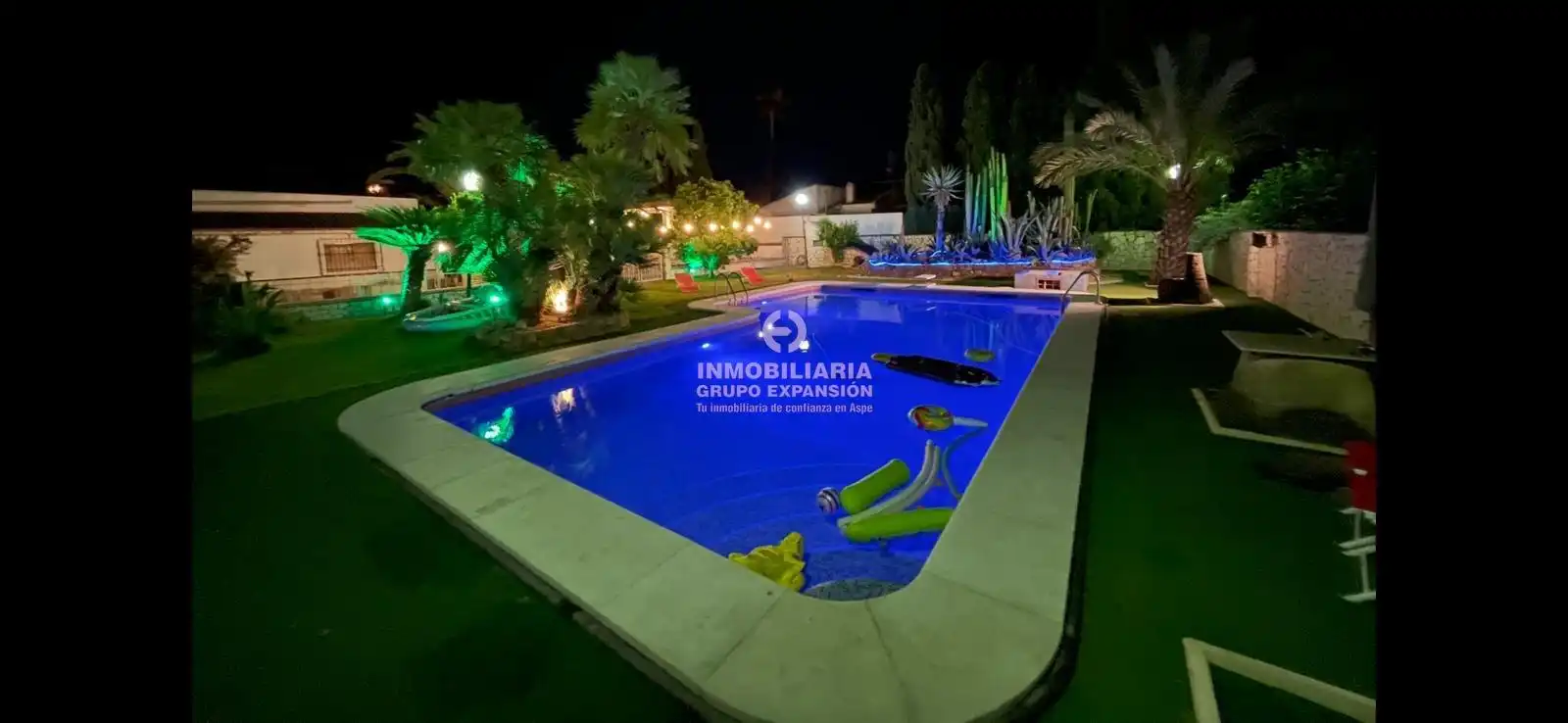 Swimming pool of Houses for sale in Alicante / Alacant  with Private garden, Terrace and Storage room