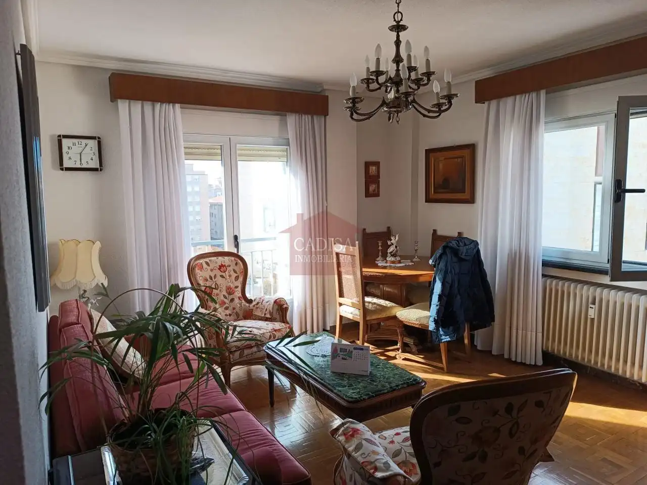 Living room of Flat for rent in Salamanca Capital  with Heating, Parquet flooring and Furnished