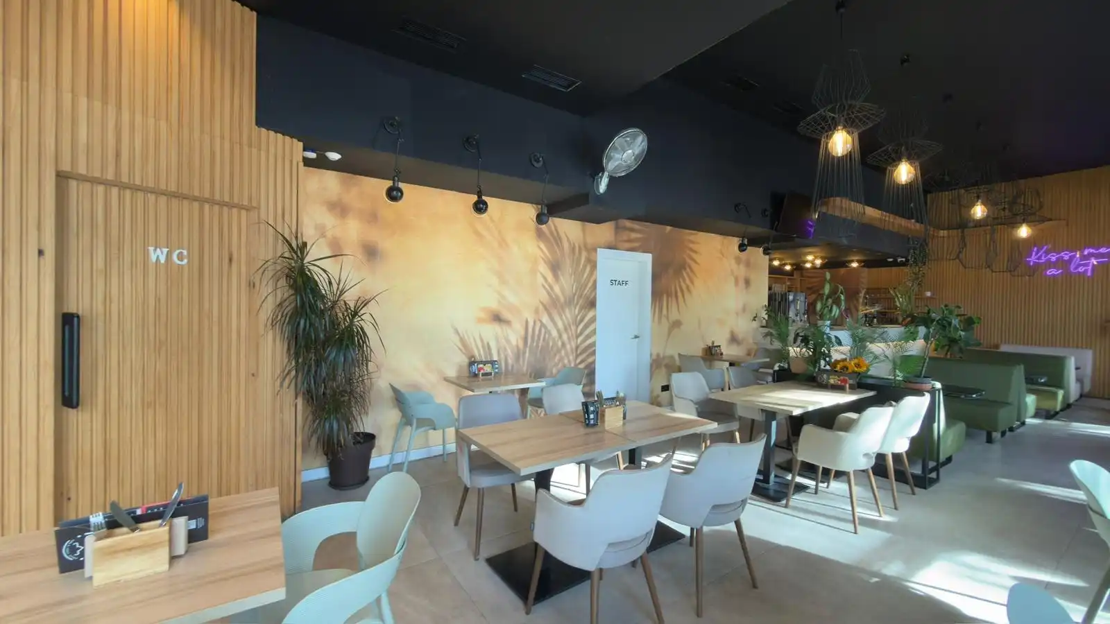 Esszimmer von Geschaftsraum zum Verkauf in Via Parque