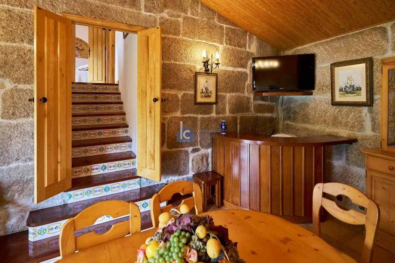 Casa o xalet en venda en Ourense Capital  amb Calefacció, Jardí privat i Traster