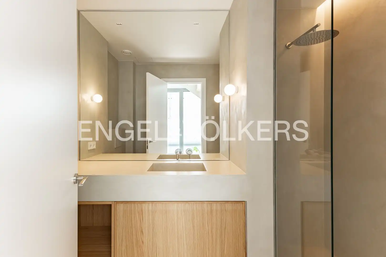 Bathroom of Houses for sale in Cabrils  with Heating, Private garden and Parquet flooring