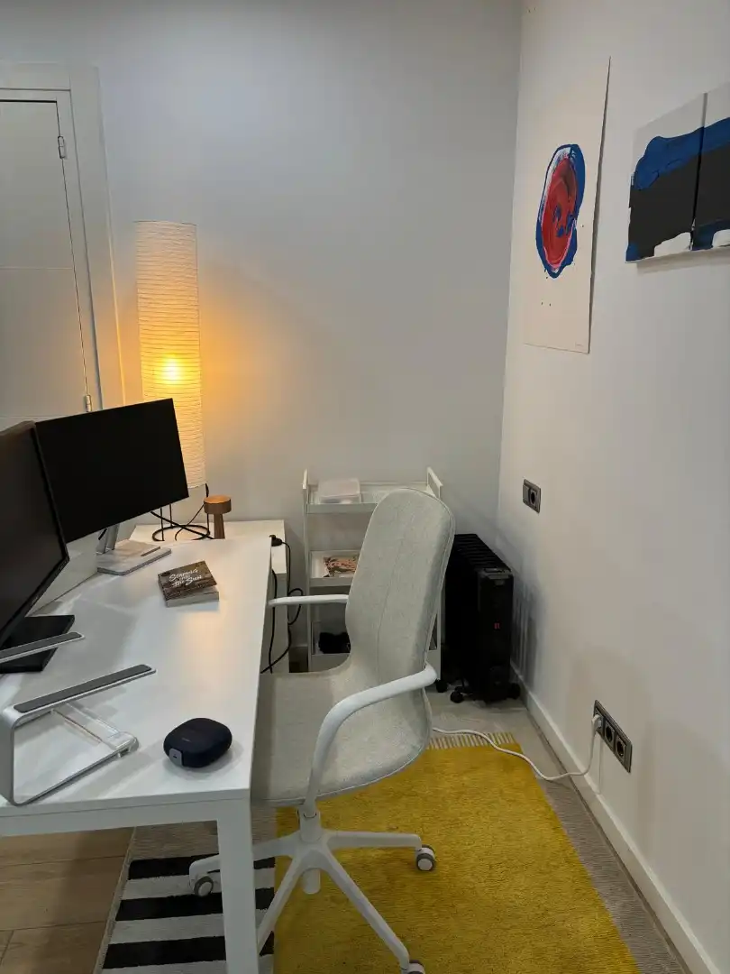 Wohnung zum Verkauf in Barcelona mit Klimaanlage, Möbliert und Ofen