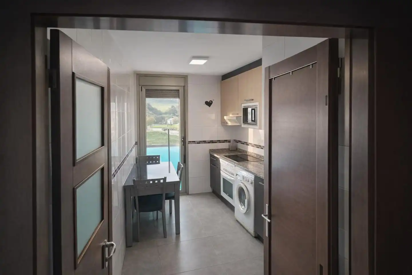 Cocina de Piso en venta en Gijón  con Calefacción, Trastero y Amueblado
