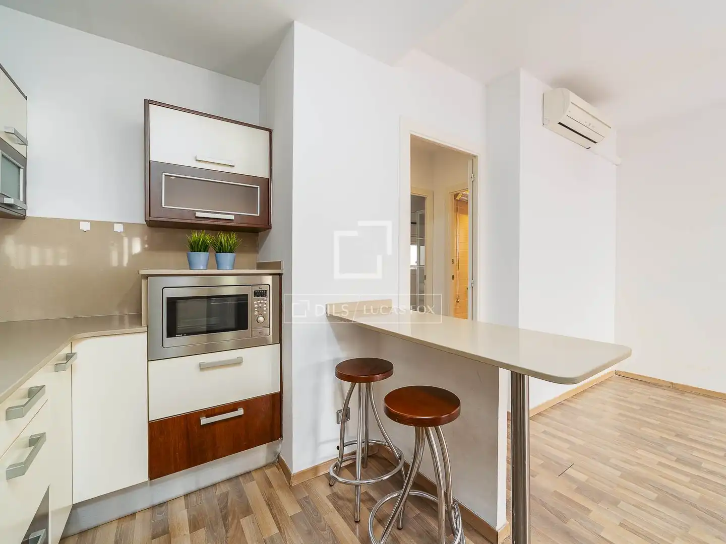 Cuina de Pis en venda en Barcelona amb Aire condicionat, Calefacció i Terrassa