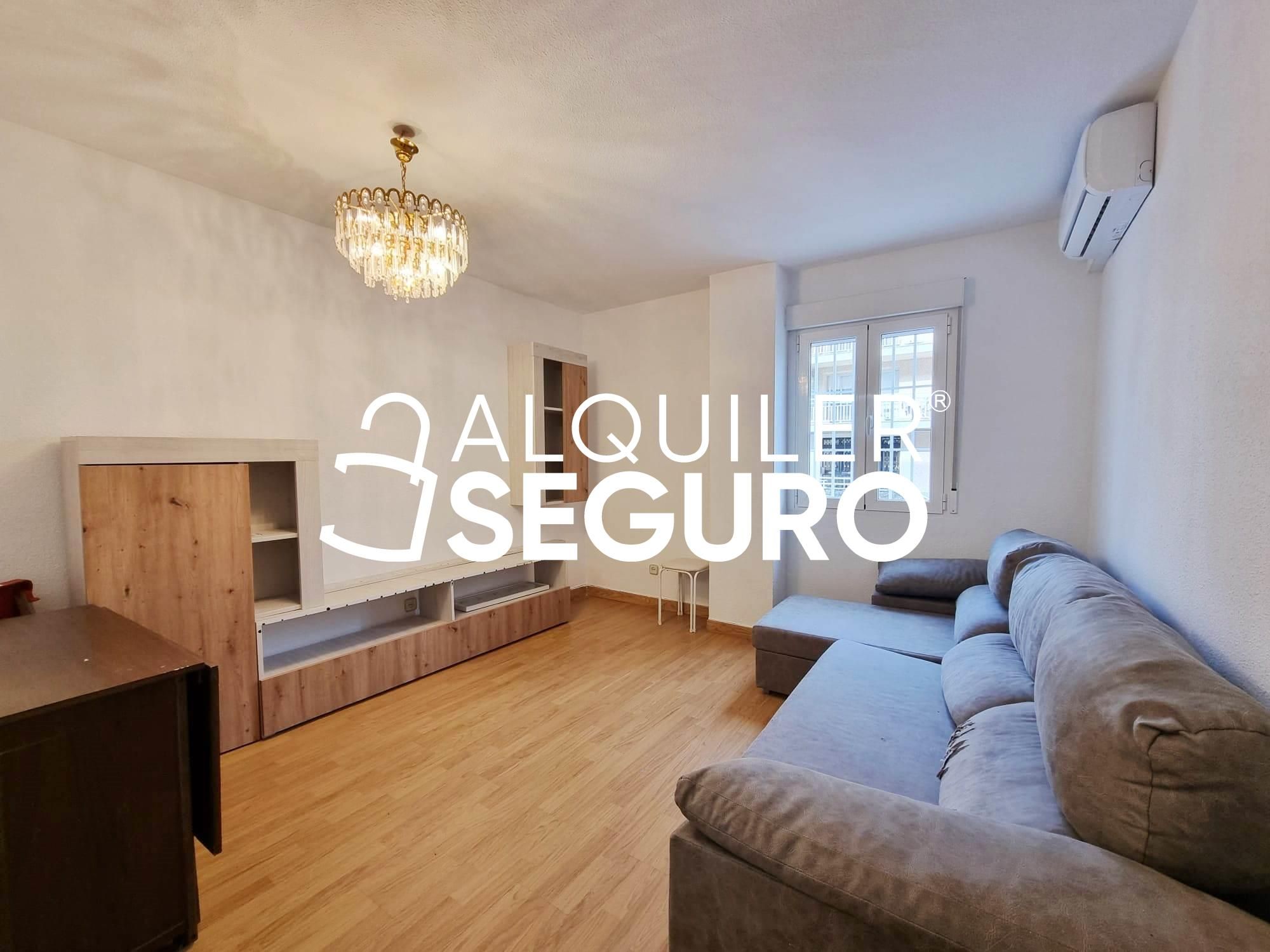 Sala de estar de Piso de alquiler en Collado Villalba con Aire acondicionado, Piscina y Amueblado