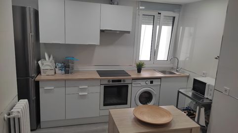 Foto 2 de Piso de alquiler en Barrio de Delicias, Zaragoza Capital