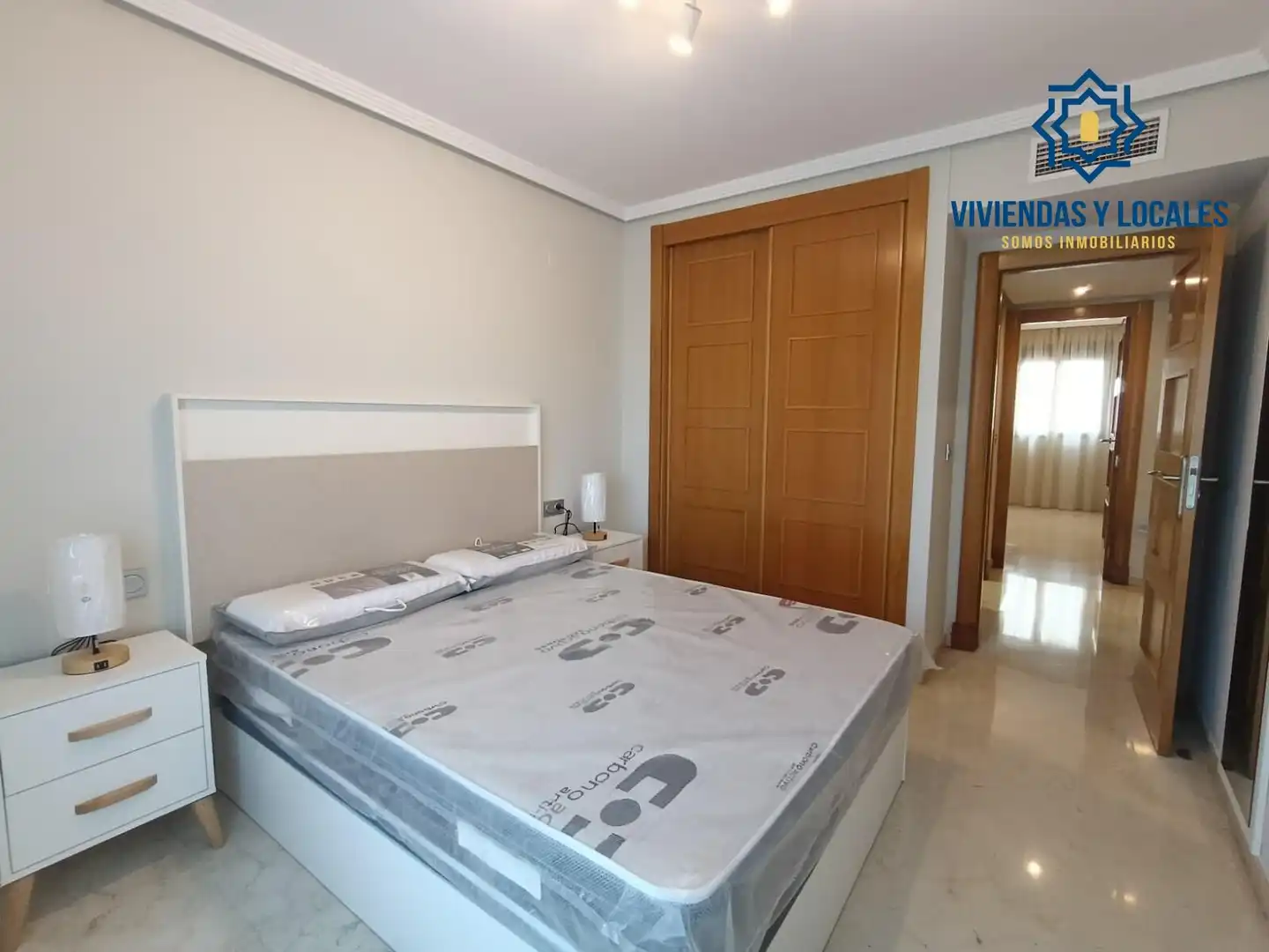 Bedroom of Flat for rent in Granada  with Air Conditioner, Heating and Furnished