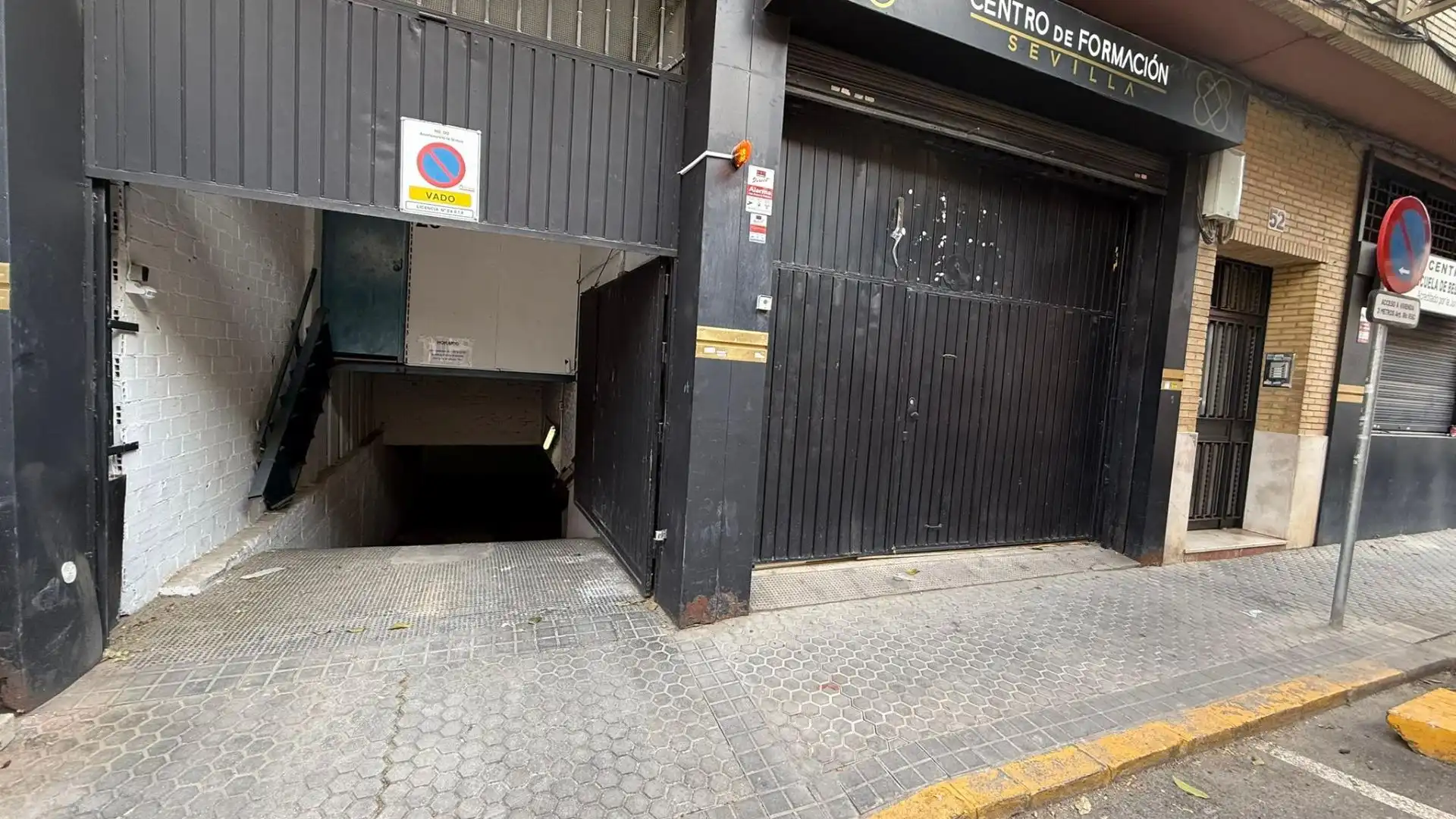 Local comercial en venda a Calle Hernán Ruiz