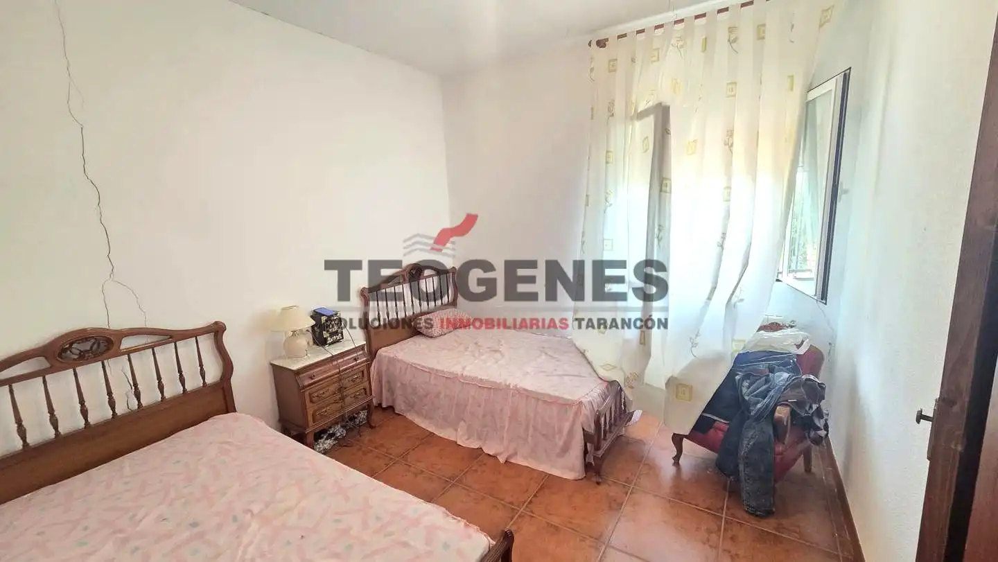 Bedroom of Houses for sale in Villares del Saz  with Heating