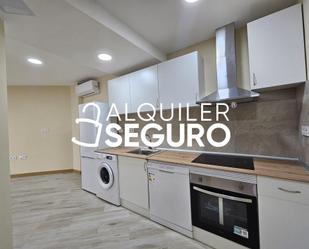 Kitchen of Flat to rent in  Madrid Capital  with Air Conditioner and Heating