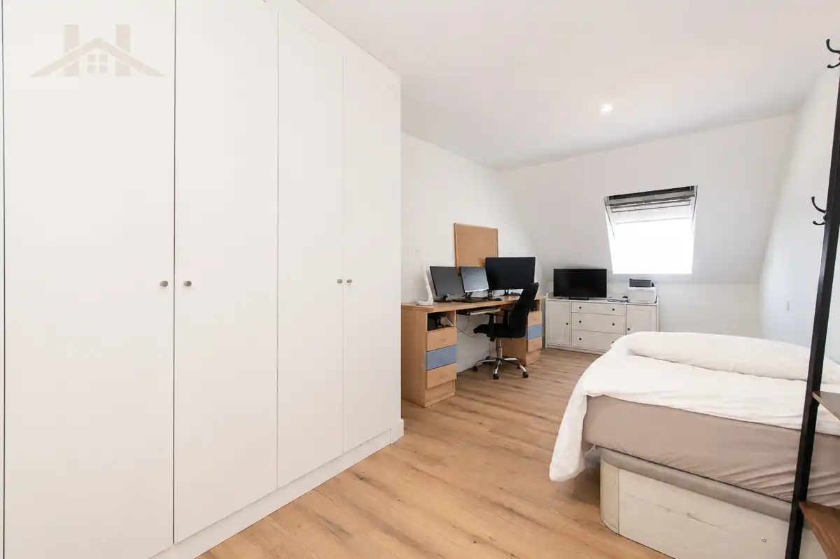 Habitación de Dúplex en venta en Pozuelo de Alarcón con Aire acondicionado, Calefacción y Terraza