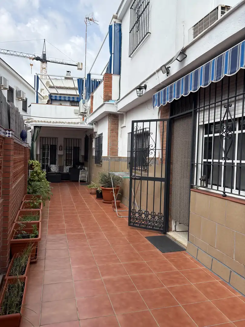 Jardí de Casa adosada en venda en Punta Umbría amb Aire condicionat, Terrassa i Balcó