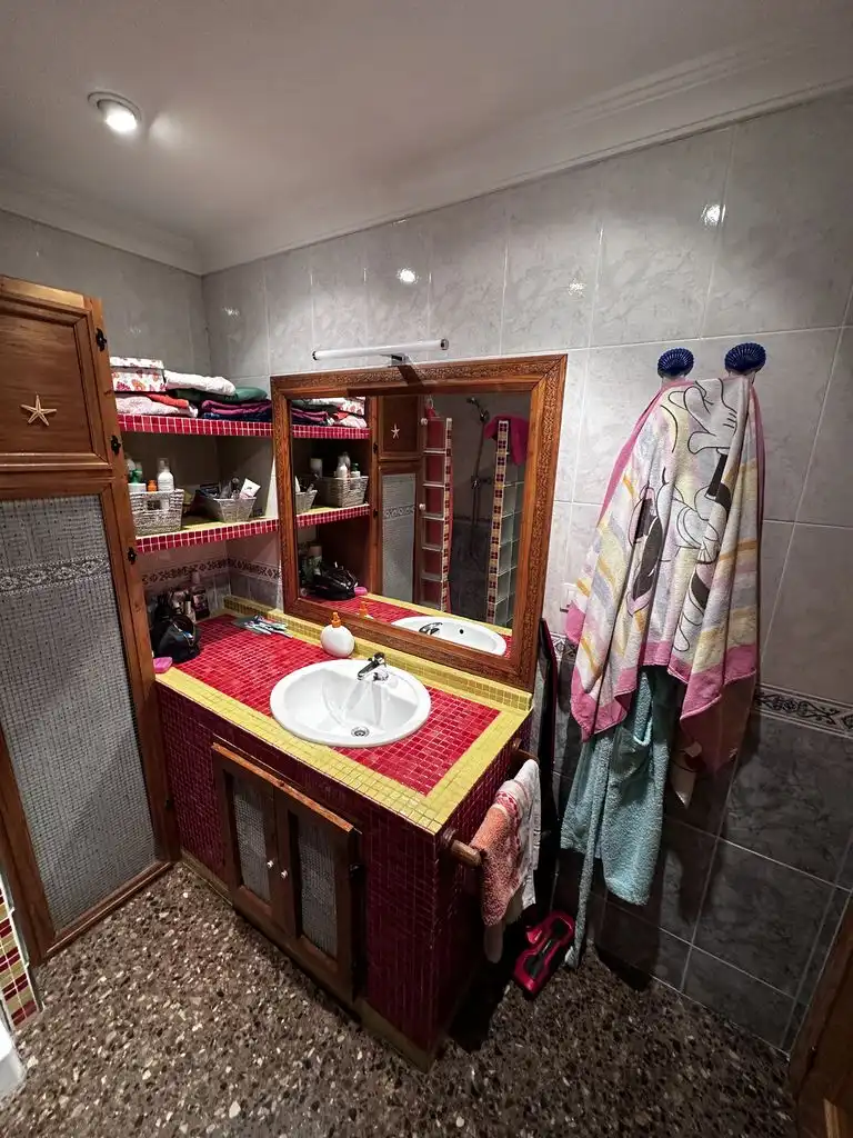 Badezimmer von Wohnung zur Miete in Canet d'En Berenguer, Valencia