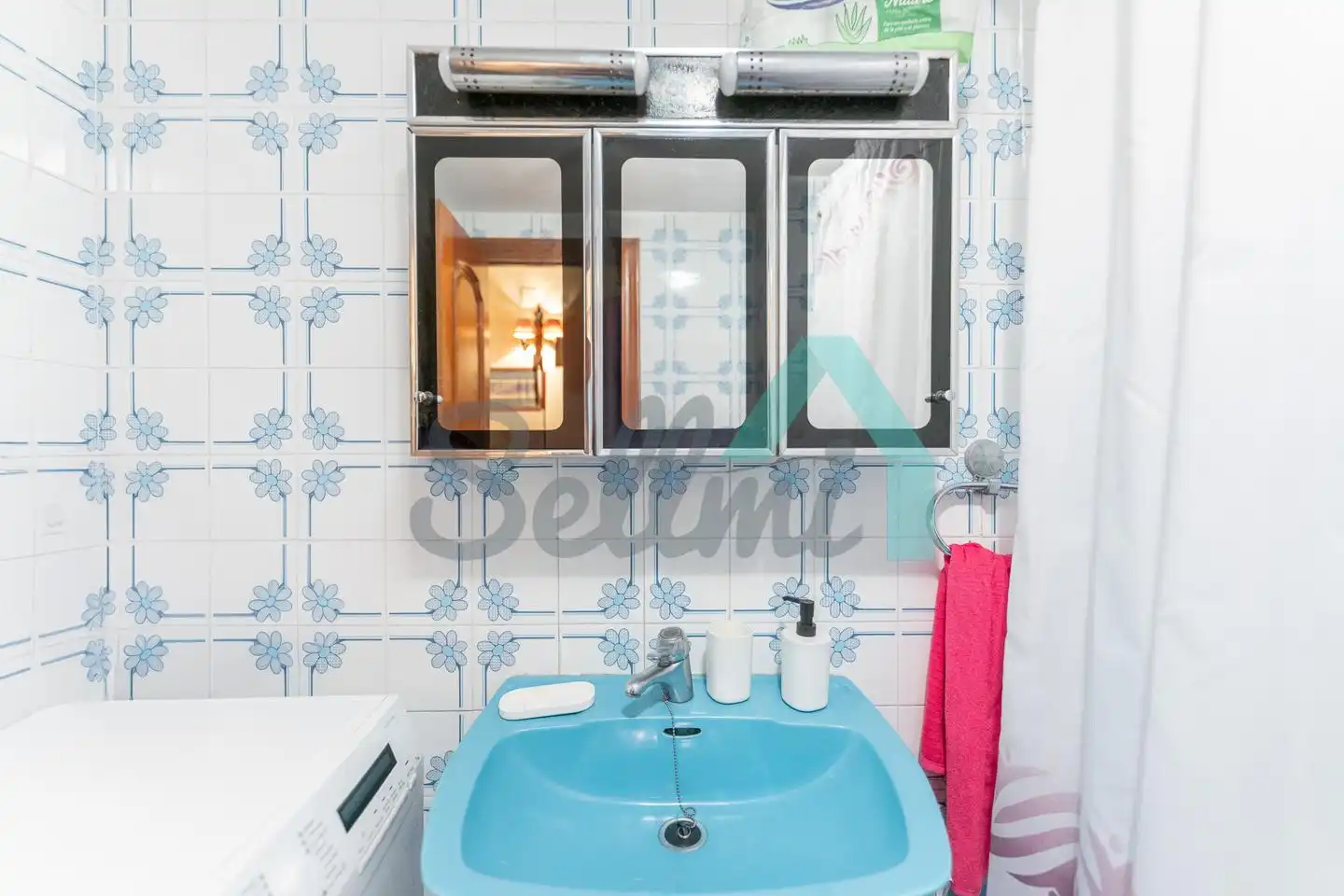 Badezimmer von Wohnung zur Miete in Gijón  mit Heizung, Parkett und Terrasse