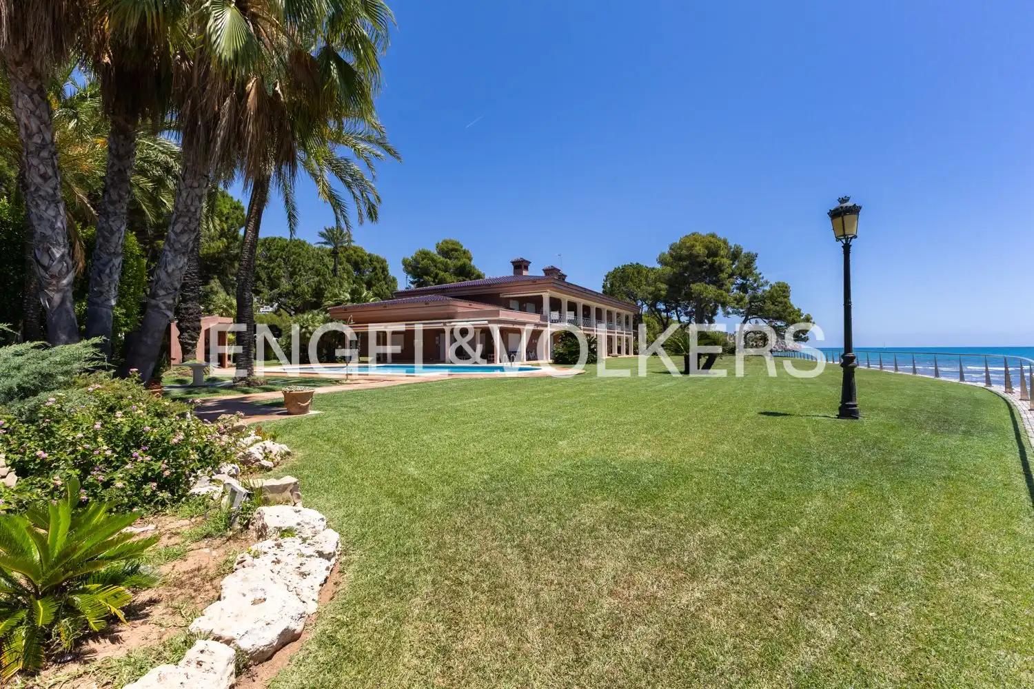 Vista exterior de Casa adosada de lloguer en Oropesa del Mar / Orpesa amb Aire condicionat, Calefacció i Jardí privat
