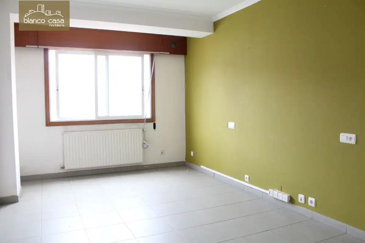 Office space with lift to rent in Carballo, imagen 9