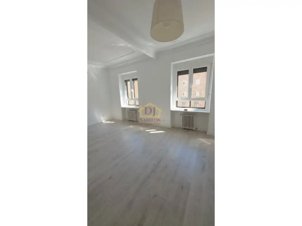 Piso de alquiler en Calle Gran Vía, Barrio del Centro