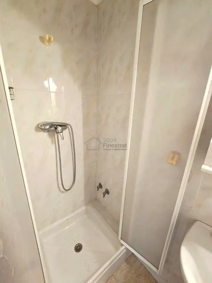 Piso con ascensor en venta en Avenida Emilio Ortuño, imagen 51