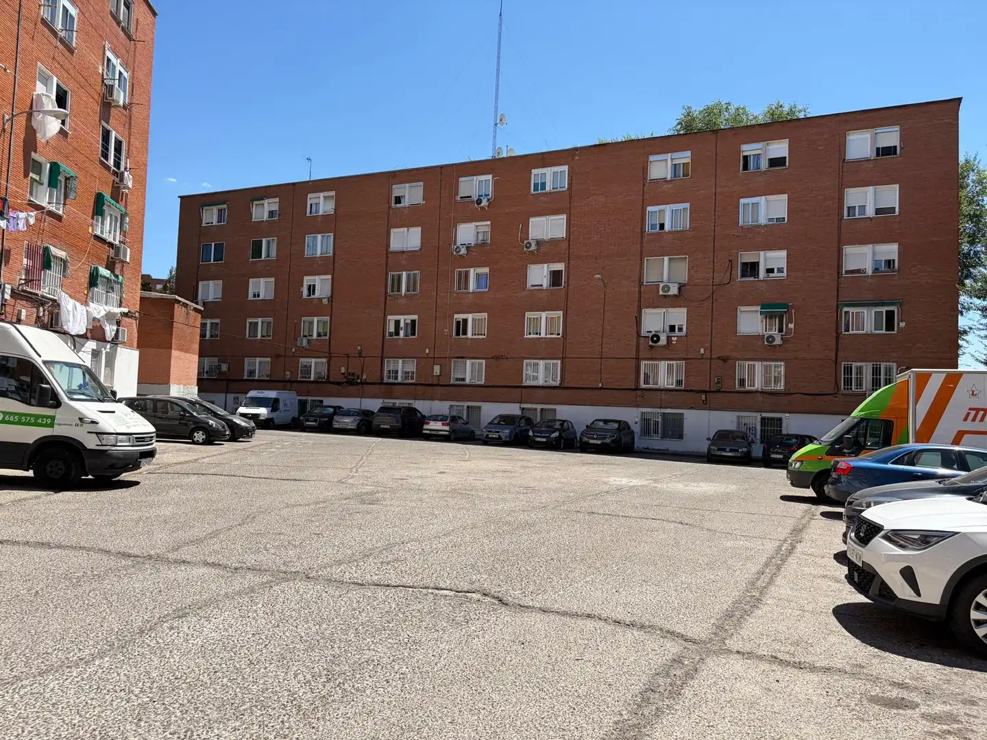 Vista exterior de Piso en venta en Madrid