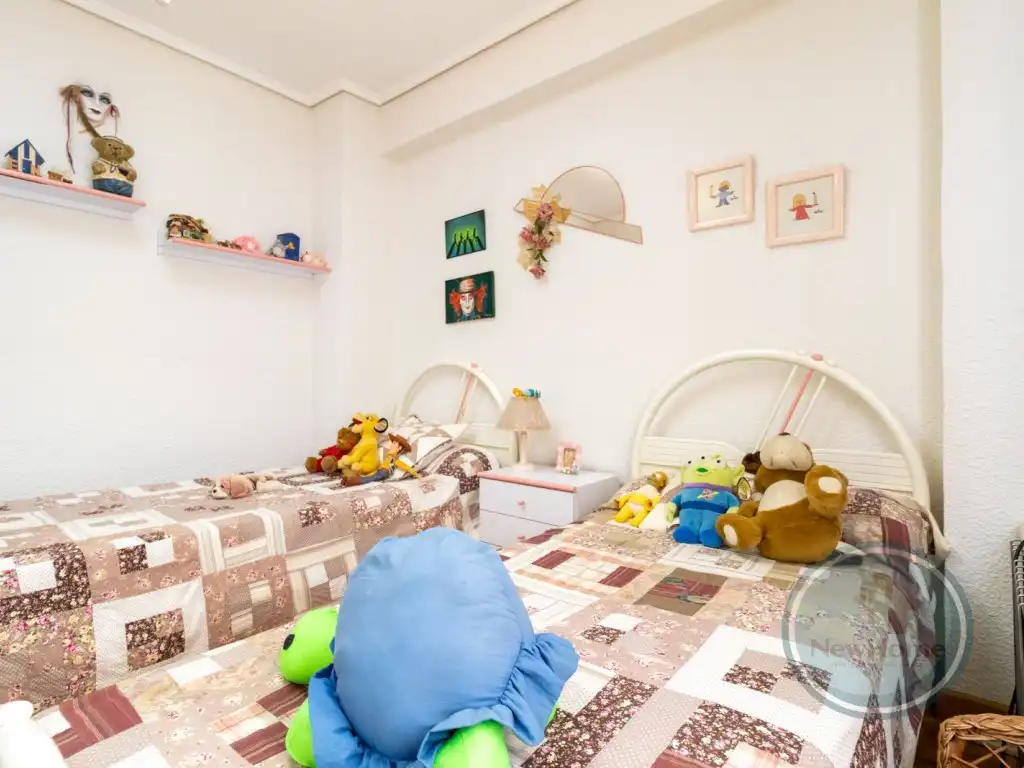 Bedroom of Flat for rent in Elche / Elx  with Air Conditioner and Balcony