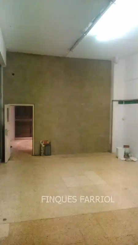 Gewerbefläche zum Verkauf in Carrer de Robert d'Aguiló, imagen 2
