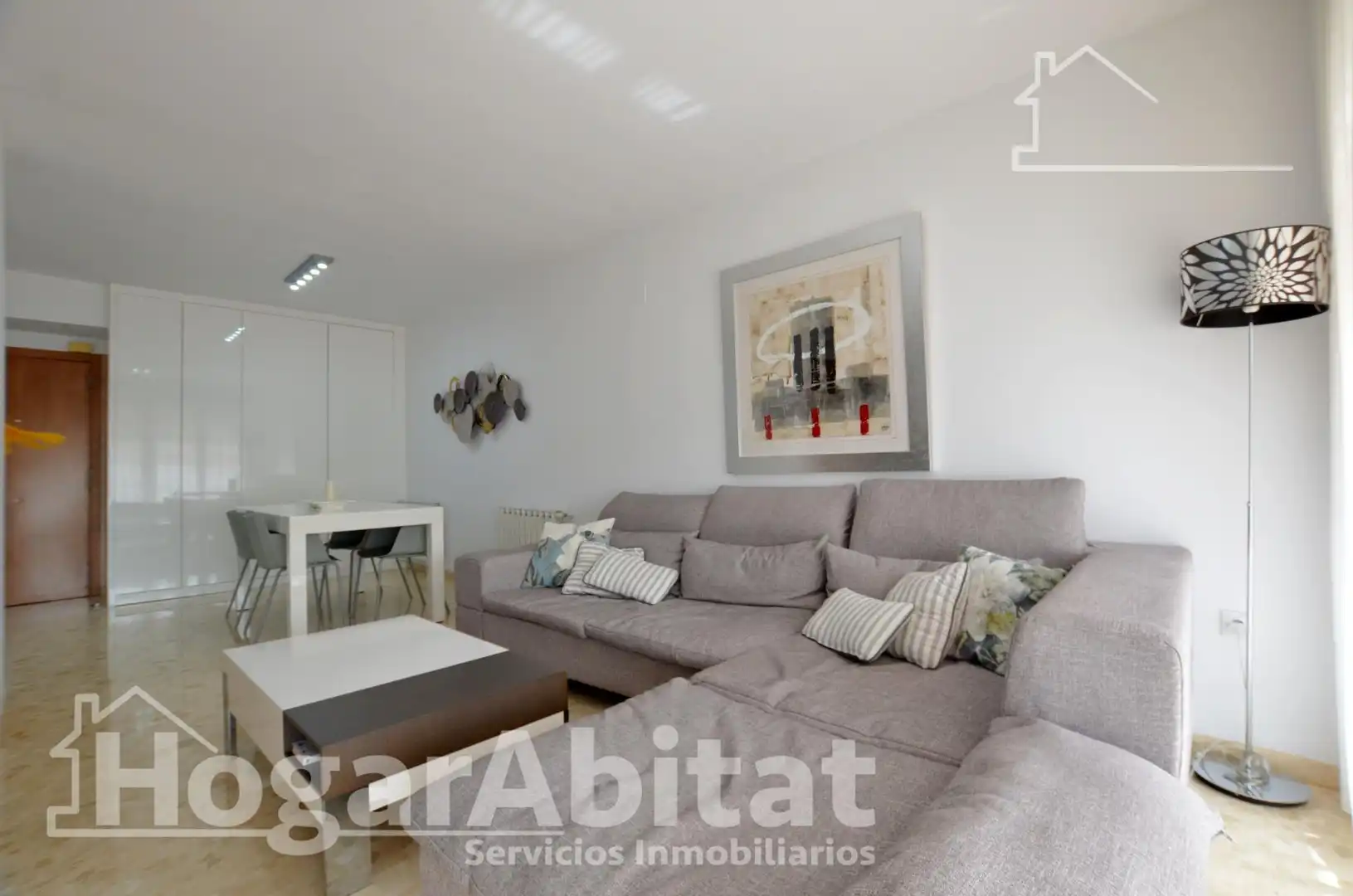 Sala de estar de Piso en venta en Tavernes de la Valldigna con Balcón