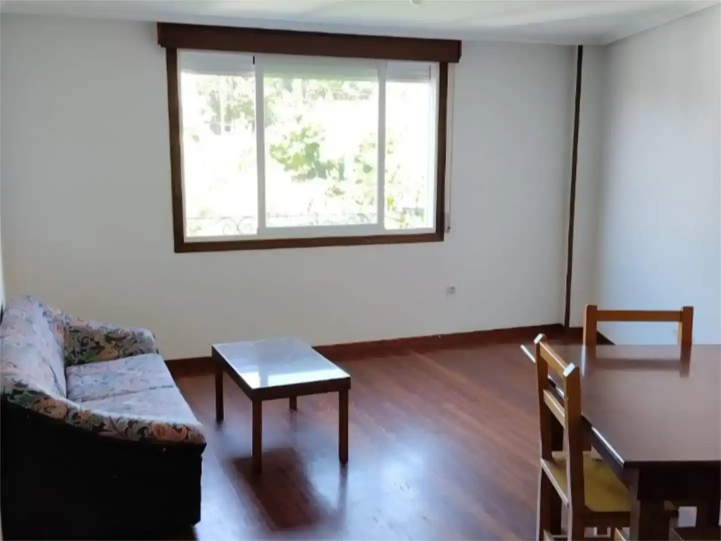 Sala d'estar de Pis de lloguer en Entrimo amb Moblat