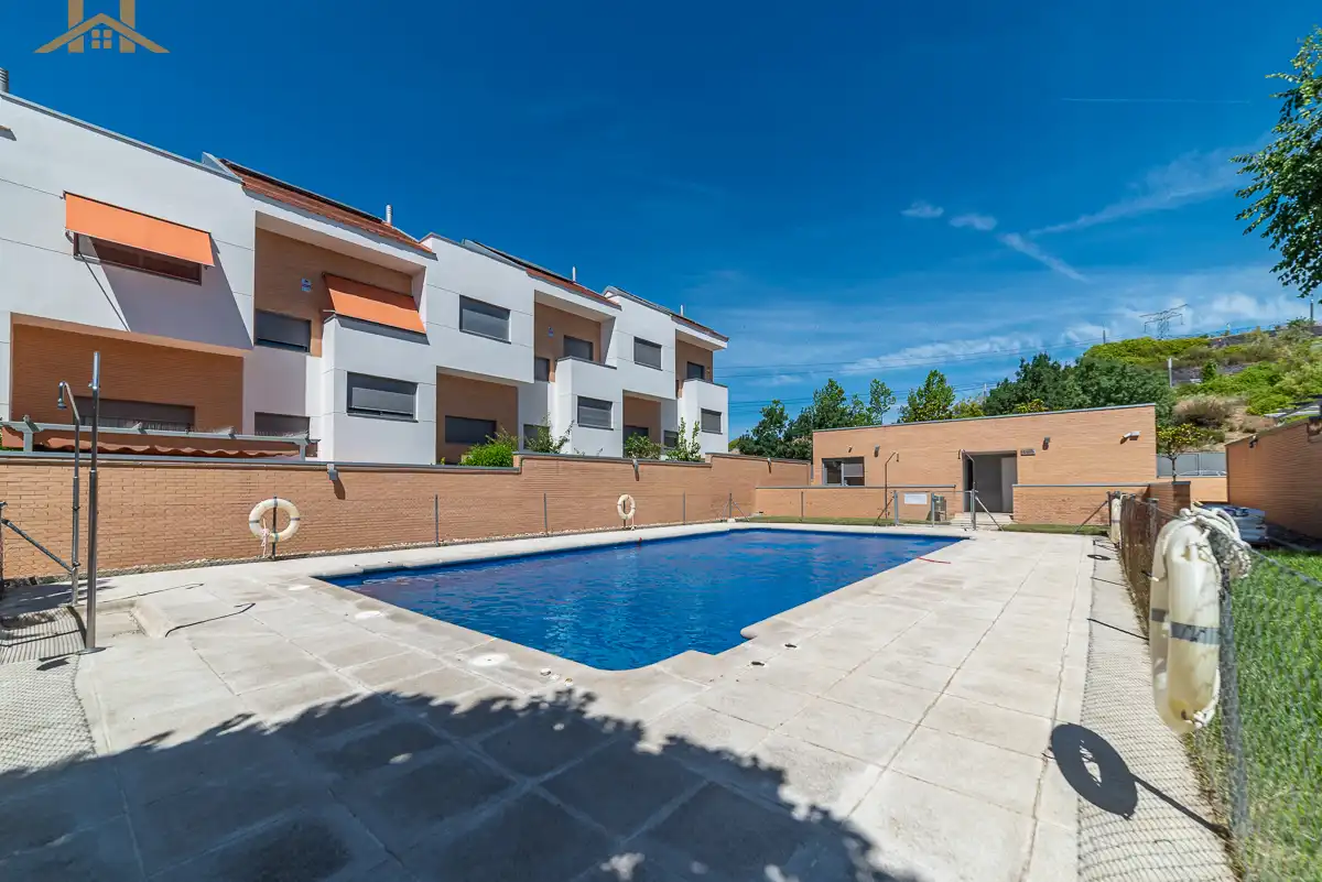 Piscina de Pis en venda en Arroyomolinos (Madrid) amb Aire condicionat, Calefacció i Terrassa