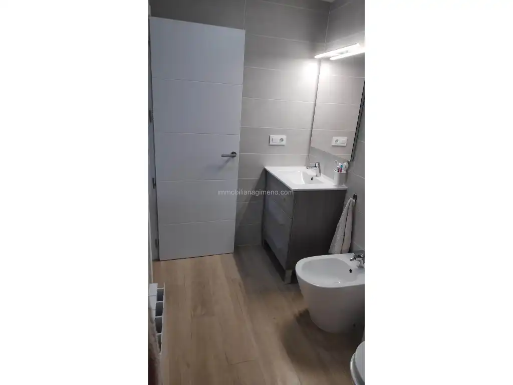 Casa adosada en venta en Mas Romeu