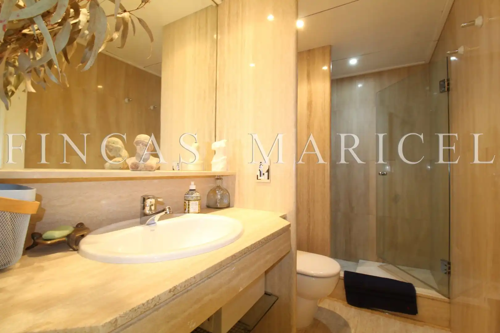 Bathroom of Flat for sale in Sitges  with Air Conditioner, Heating and Storage room