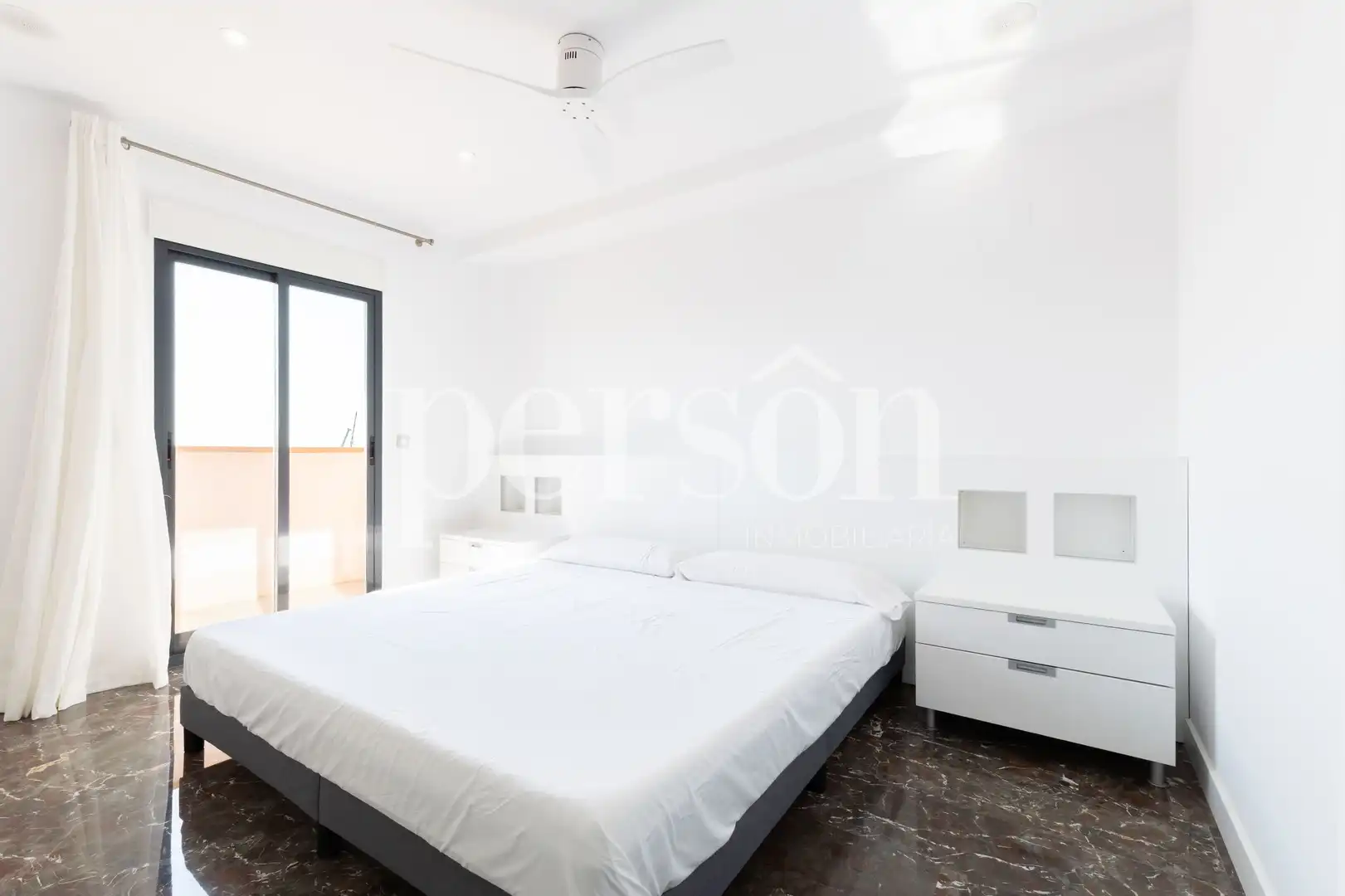 Habitación de Piso de alquiler en Valencia con Calefacción, Terraza y Amueblado