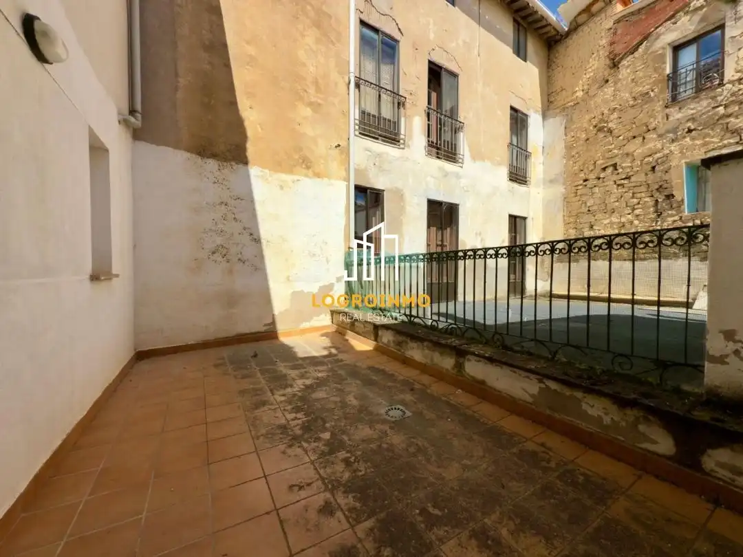 Terrassa de Casa o xalet en venda en Oyón-Oion amb Calefacció, Terrassa i Moblat