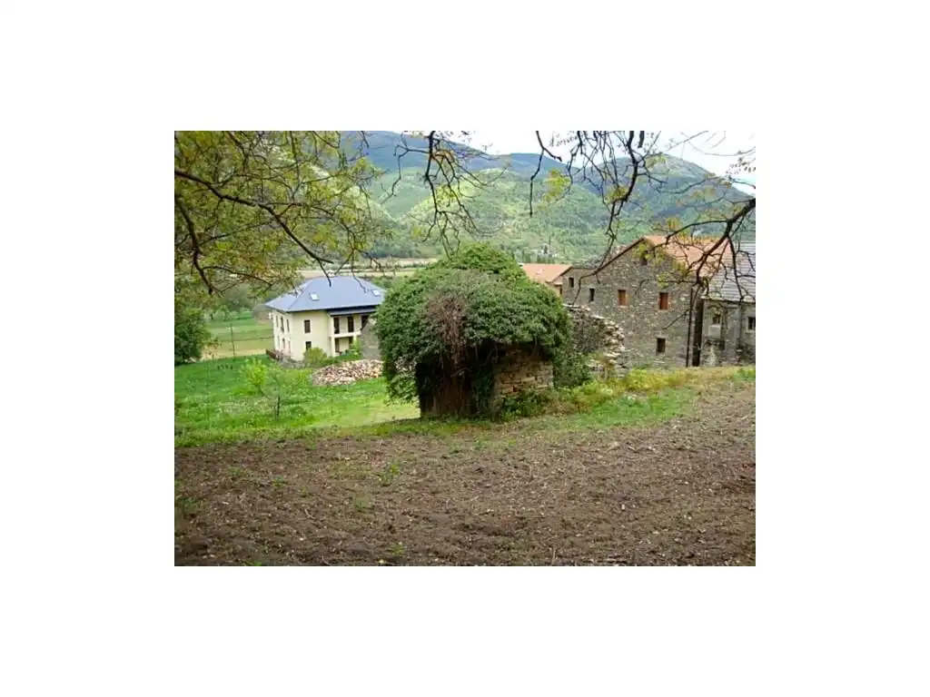 Casa o chalet en venta en C. Única Ligüerre, 2-6, Fiscal