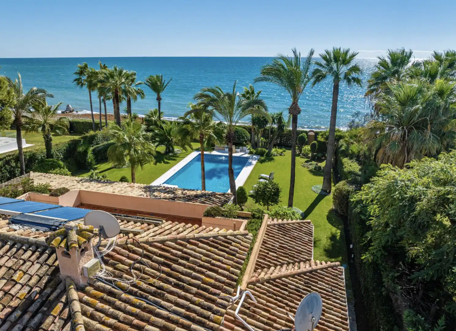 Chalet con terraza en venta en Avenida de la Playa 16