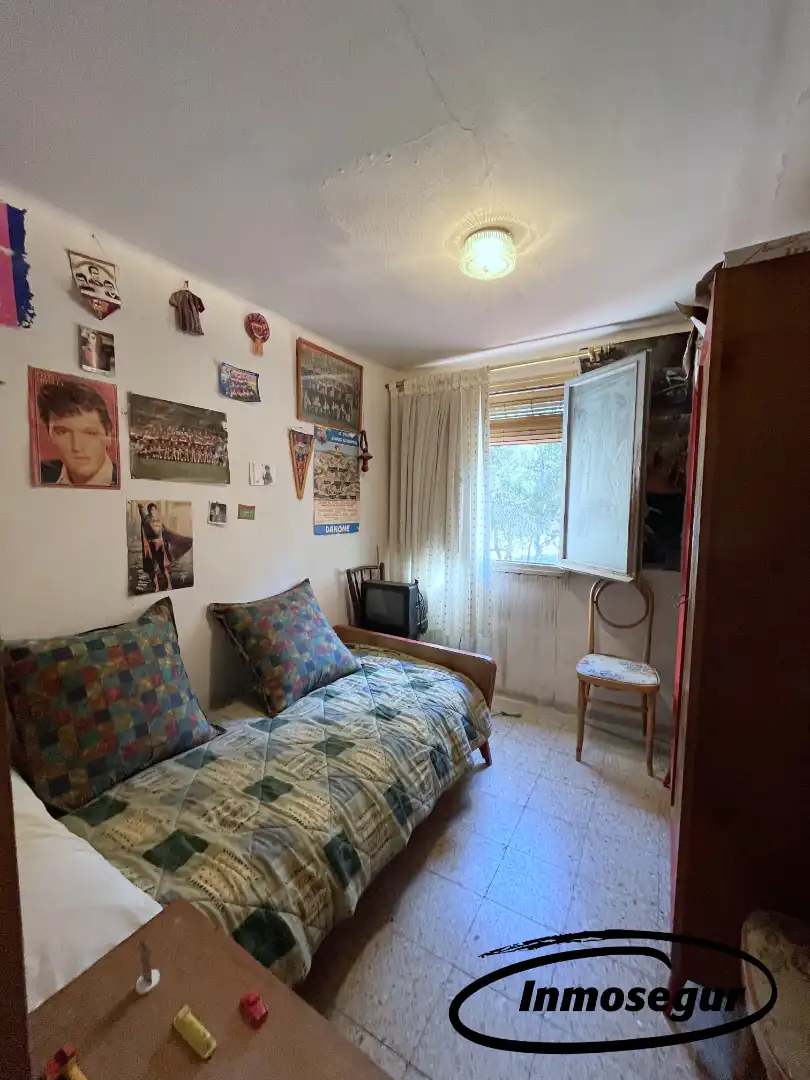 Dormitori de Pis en venda en Tarragona amb Terrassa, Moblat i Forn
