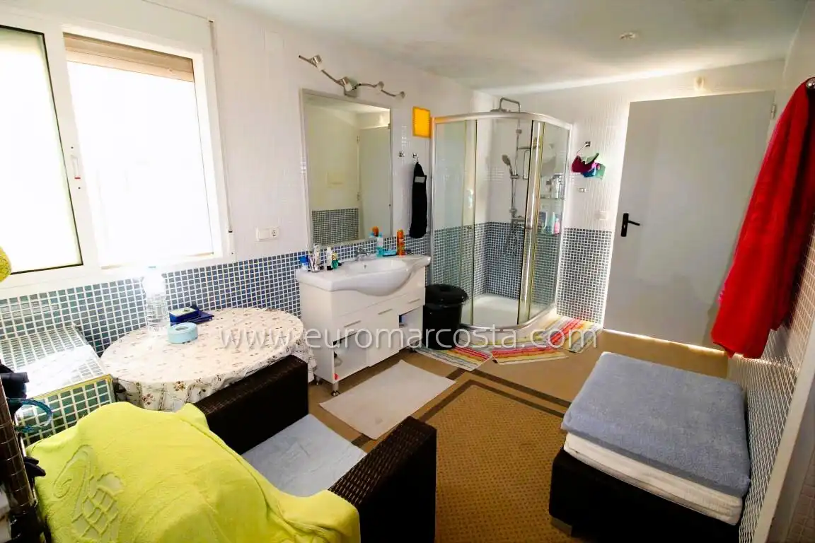 Bathroom of Houses for sale in Elche / Elx  with Air Conditioner, Heating and Private garden