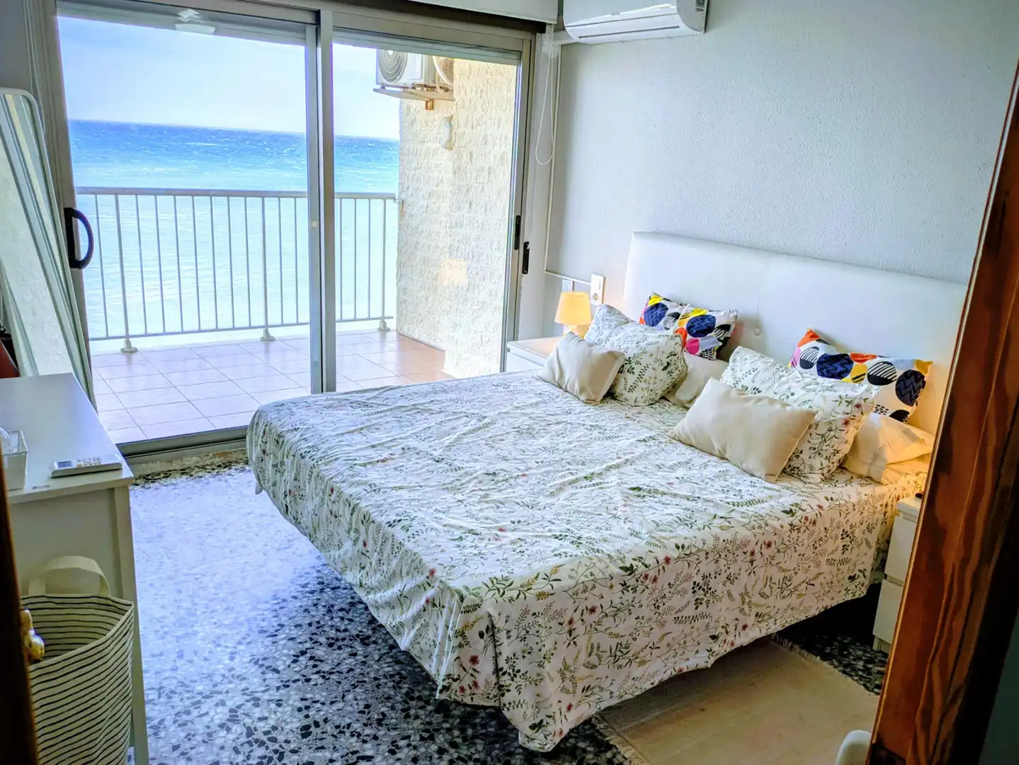 Habitación de Apartamento en venta en Cullera con Terraza, Amueblado y Piscina comunitaria