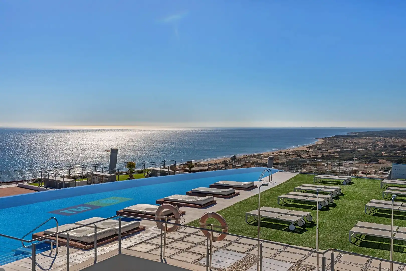 Piscina de Apartament en venda en Elche / Elx amb Aire condicionat, Calefacció i Jardí privat