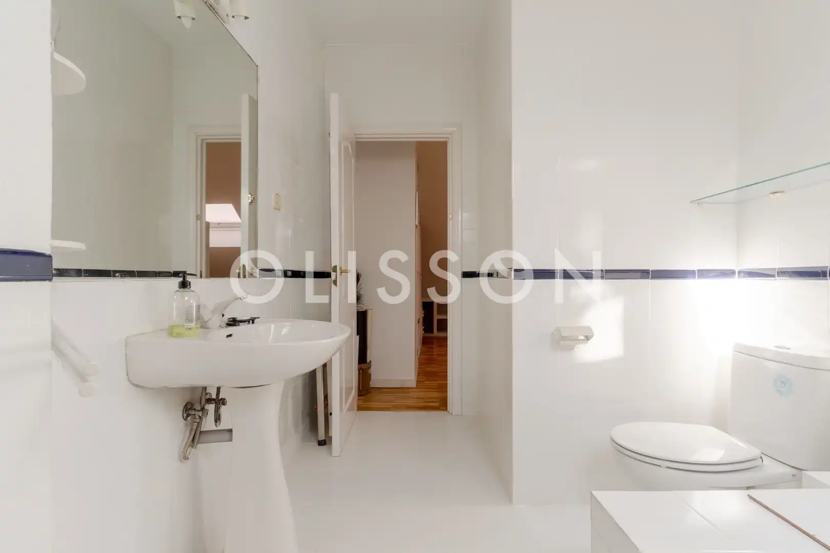 Baño de Casa o chalet en venta en Madrid con Aire acondicionado, Calefacción y Jardín privado