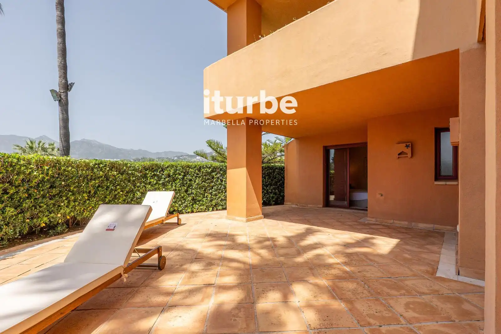 Jardí de Pis de lloguer en Marbella amb Jardí privat, Terrassa i Piscina