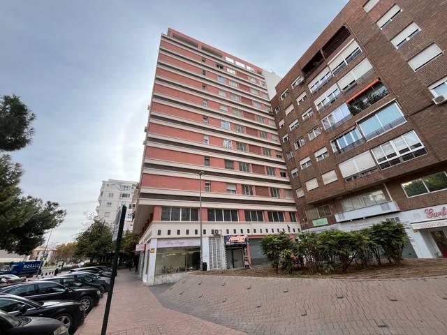 Local comercial en Venta en Calle Condestable en San Miguel