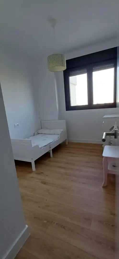Dormitori de Pis en venda en Mairena del Aljarafe amb Aire condicionat, Calefacció i Parquet