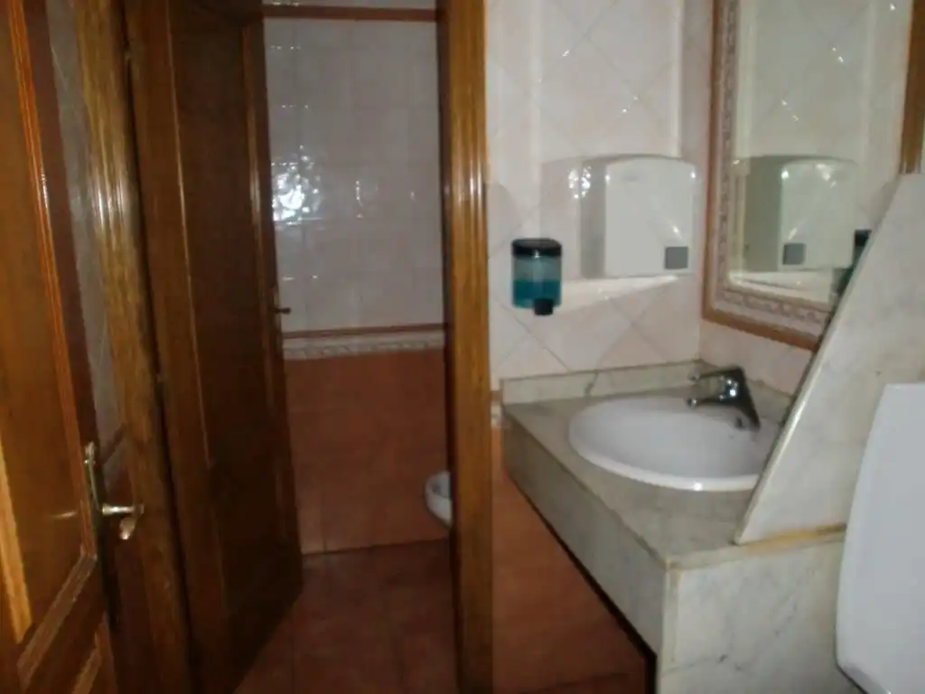 Local comercial en venda a Calle San Jerónimo Hermosilla, imagen 24