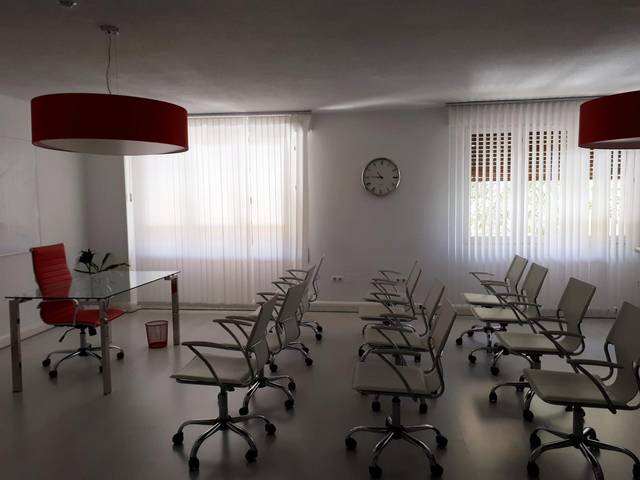 Oficina en Alquiler en Calle Calle Arquitecto Berges en San Bartolomé - Millán de Priego