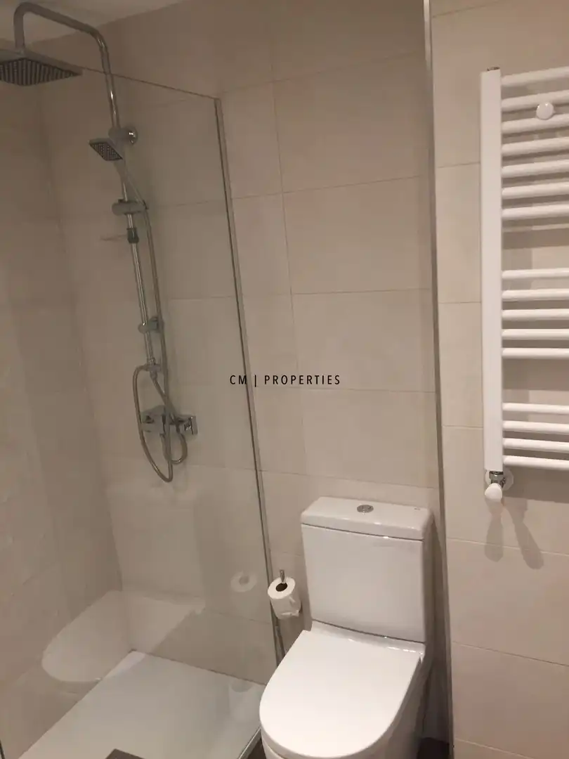 Bany de Pis de lloguer en Valencia amb Aire condicionat, Calefacció i Terrassa