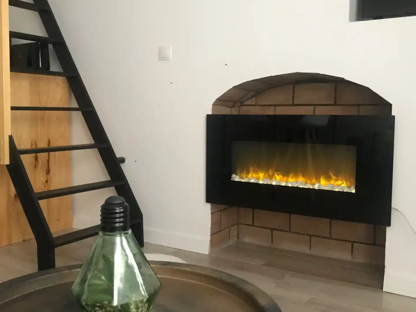 Loft zur Miete in Higueruela mit Parkett und Möbliert