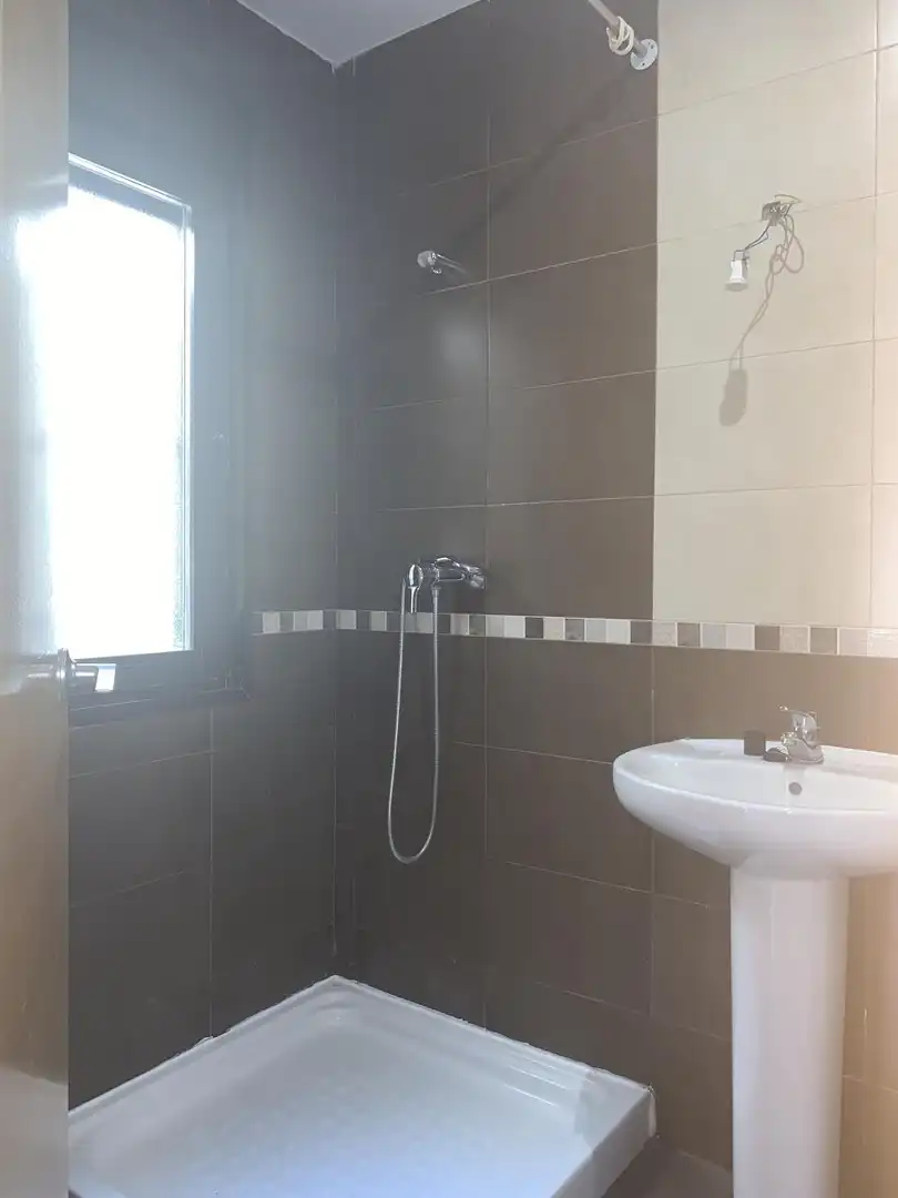 Baño de Piso en venta en Quismondo con Aire acondicionado, Calefacción y Amueblado
