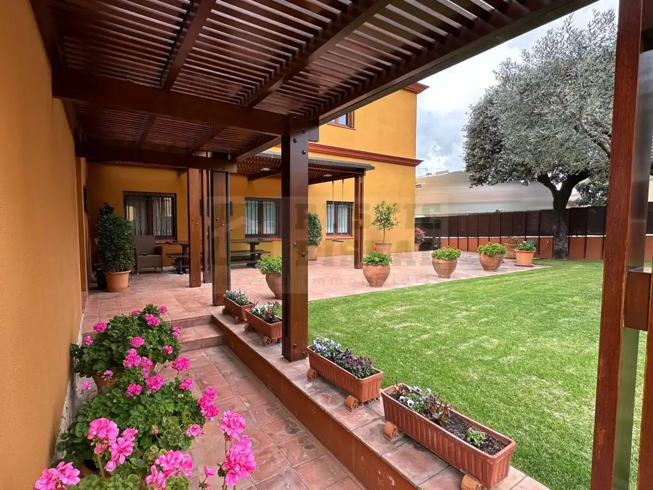 Terrassa de Casa o xalet en venda en Forallac amb Aire condicionat, Calefacció i Jardí privat
