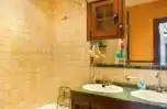 Chalet con piscina en venta en Avenida España 1, imagen 3